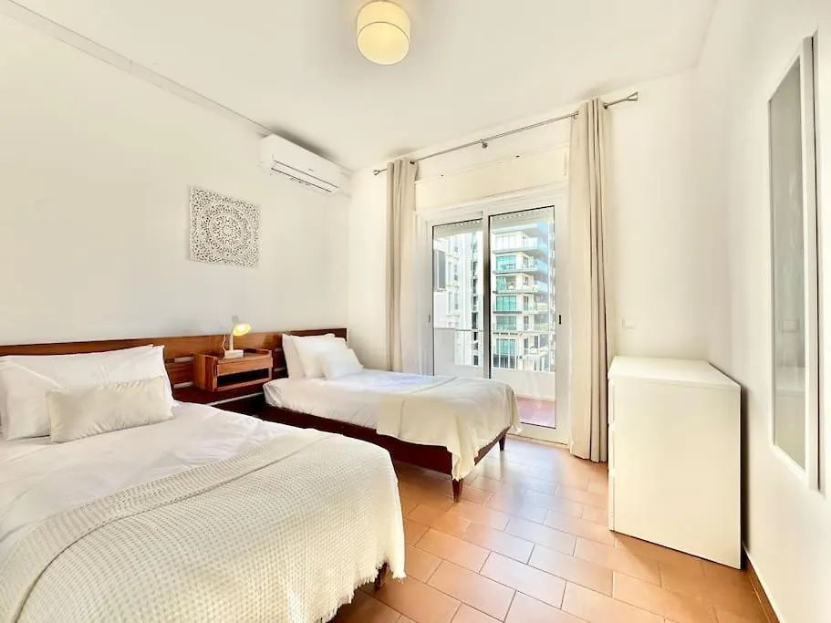 Direct Beach Access With Sea View, Ac & Wifi Quarteira 0*,